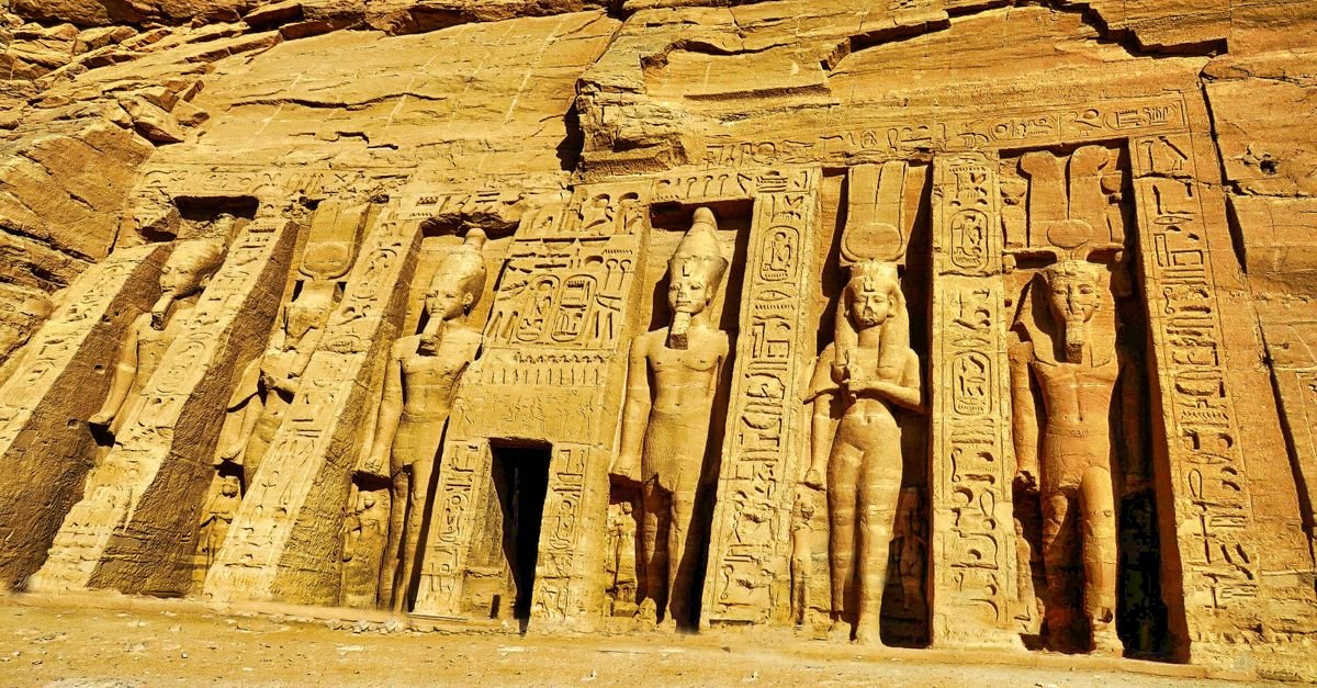 Abu Simbel & High Dam Day Trip from Aswan – photo 3