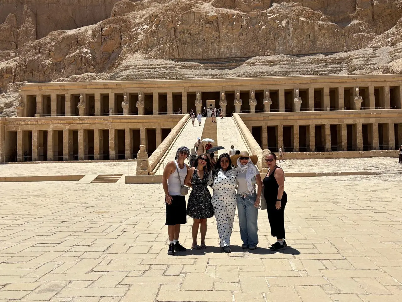Valley of the Kings, Hatshepsut Temple & Colossi of Memnon Tour